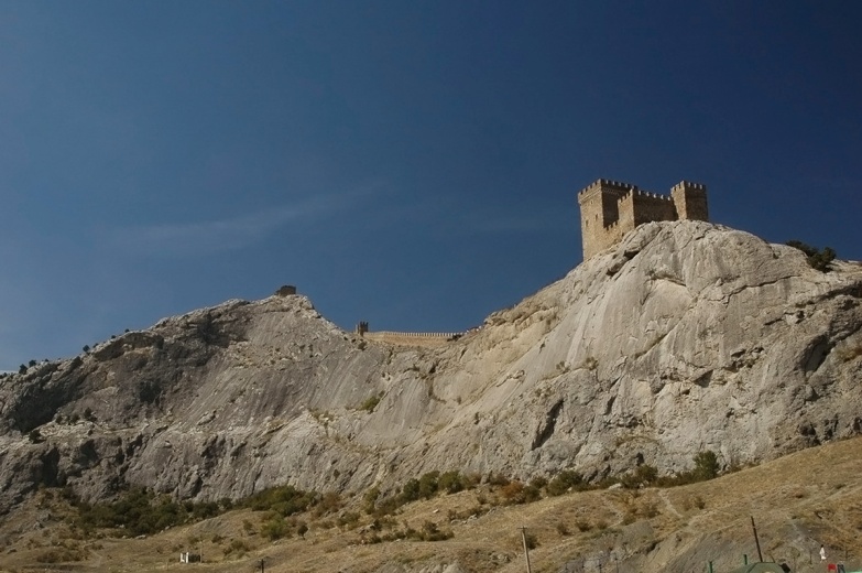 Восток крыма какие. Монастыри в Восточном Крыму. Грабник Восточный в Крыму.